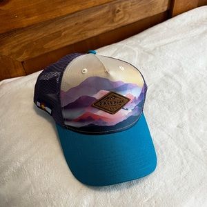 Gorgeous NWOT Colorado trucker hat